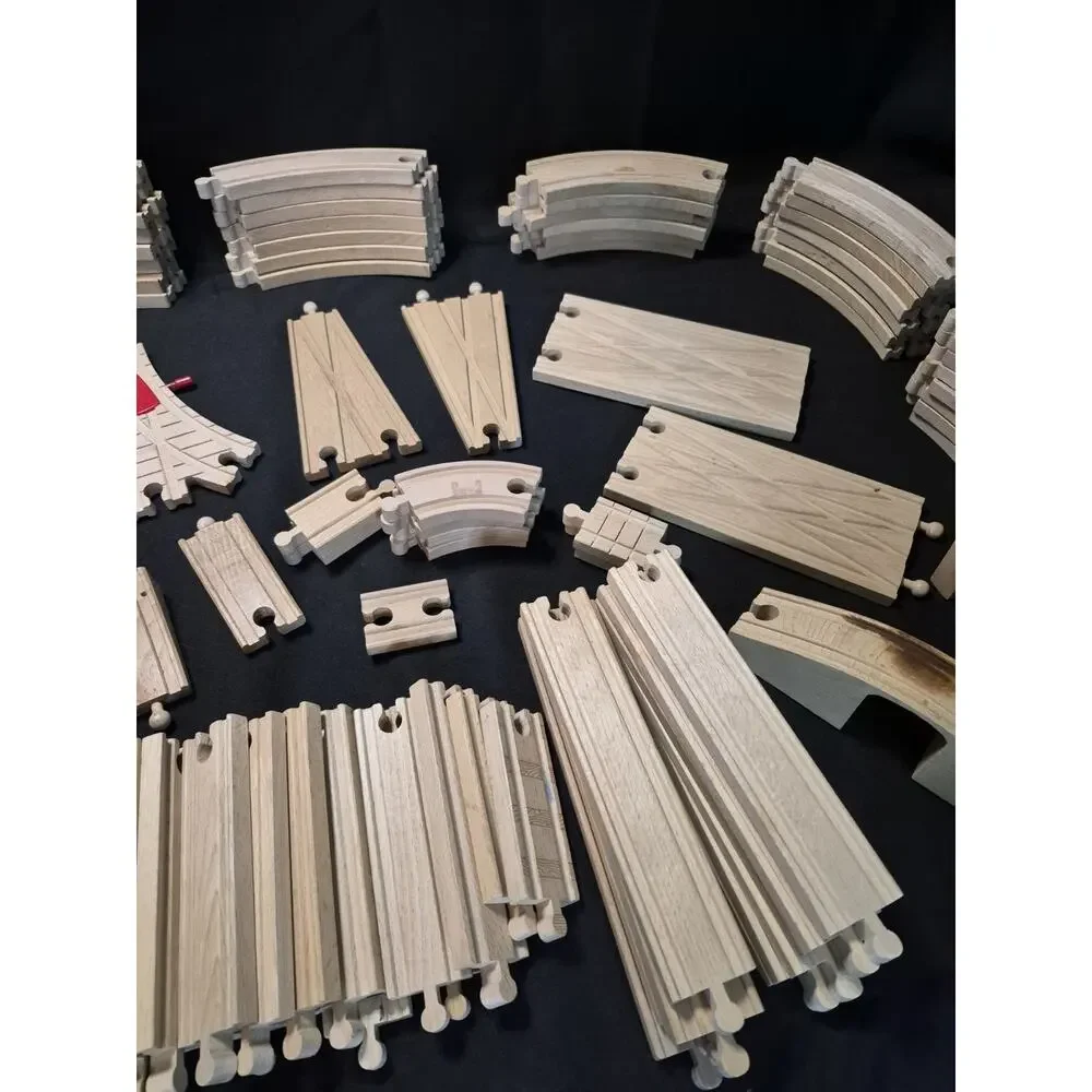 Huge Lot Thomas The Choo Choo Train , Brio , Melissa Doug Trains, Over 300 Pc